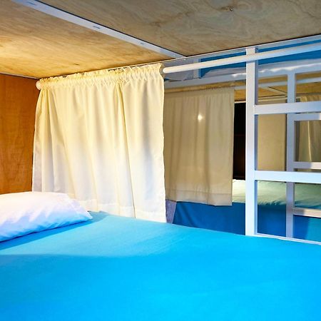 Hostal Macondo Богота Экстерьер фото