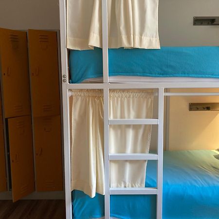 Hostal Macondo Богота Экстерьер фото