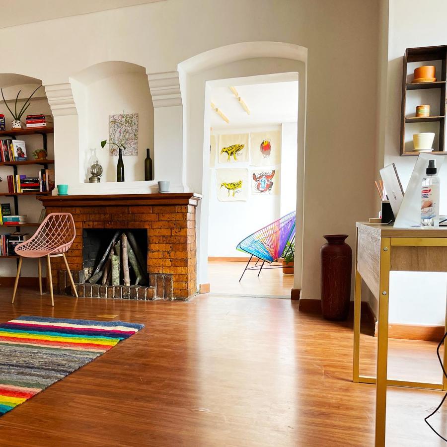 Hostal Macondo Богота Экстерьер фото
