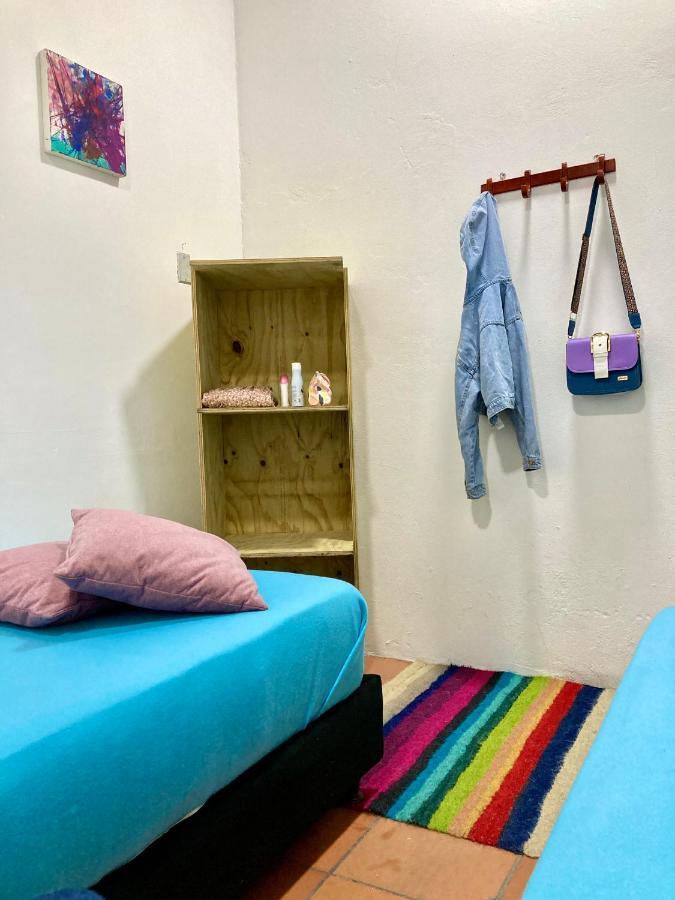 Hostal Macondo Богота Экстерьер фото