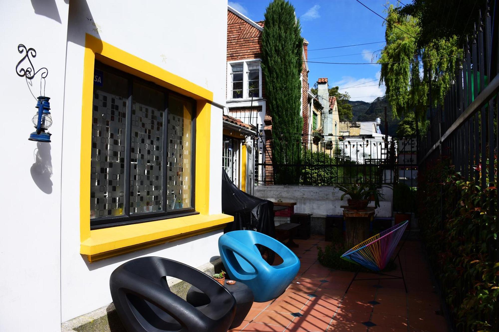 Hostal Macondo Богота Экстерьер фото