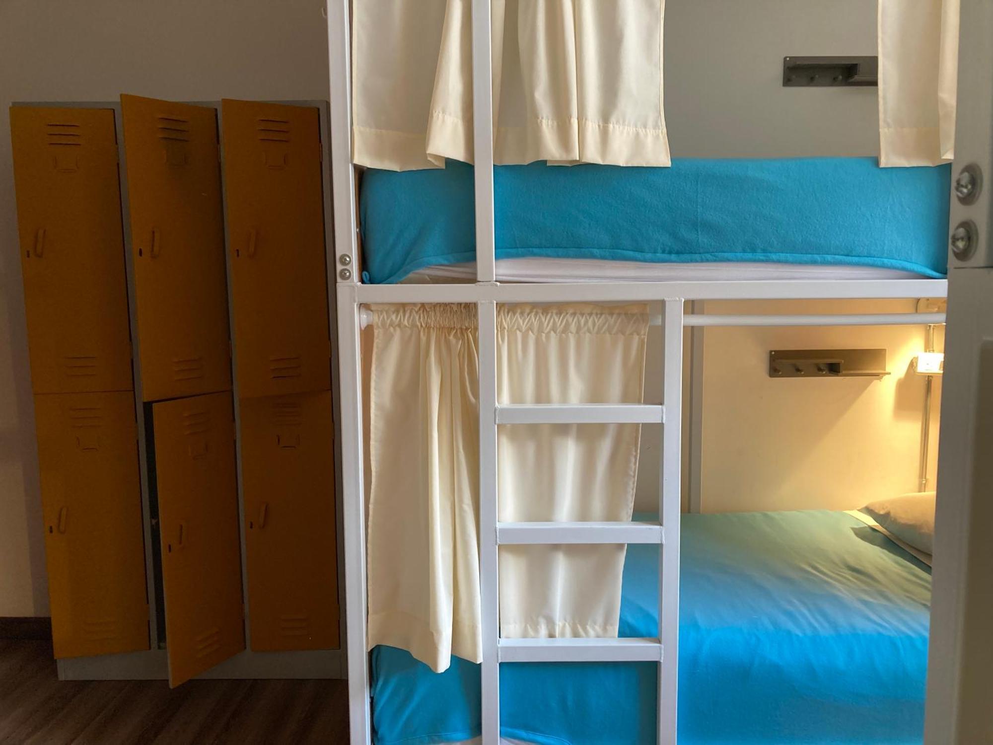 Hostal Macondo Богота Экстерьер фото